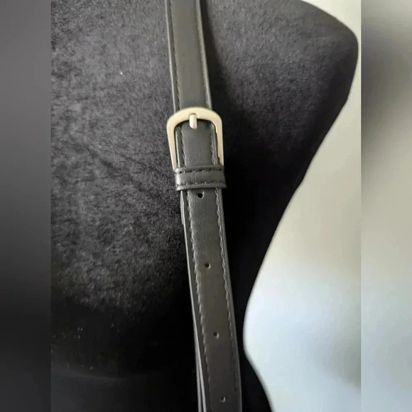 Pixie Mood Structured Zoe Crossbody Purse - Picture 5 of 6